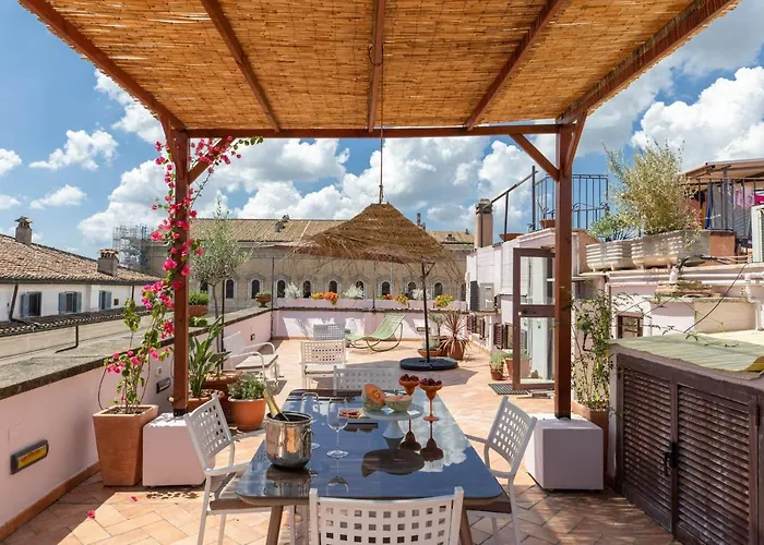 Apartment Iflat Penthouse In Campo De' Fiori Rom
